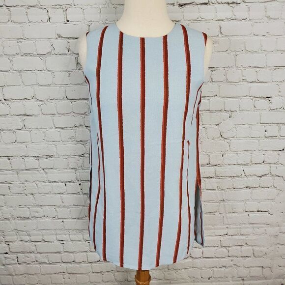 ENGLISH FACTORY Sleeveless Top XS with Rear Button - New with Tags (NWT) - Picture 1 of 6